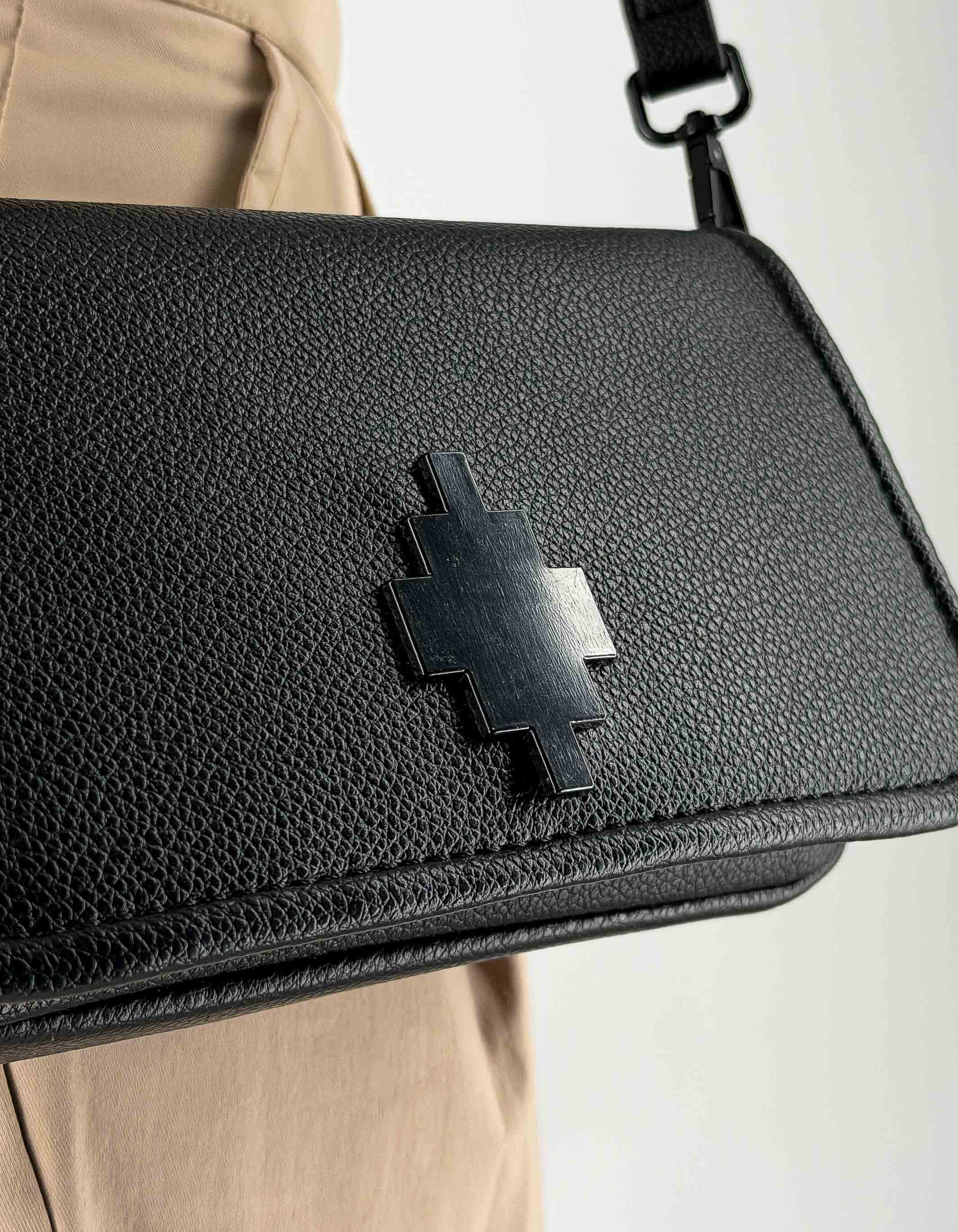 Marcelo Burlon - County Of Milan Borsetta Mini Bag Logo Tonal Black – dettaglio prodotto 2 – Master SKU MBU_COMAS260414UNICA0151_UNICABLACK