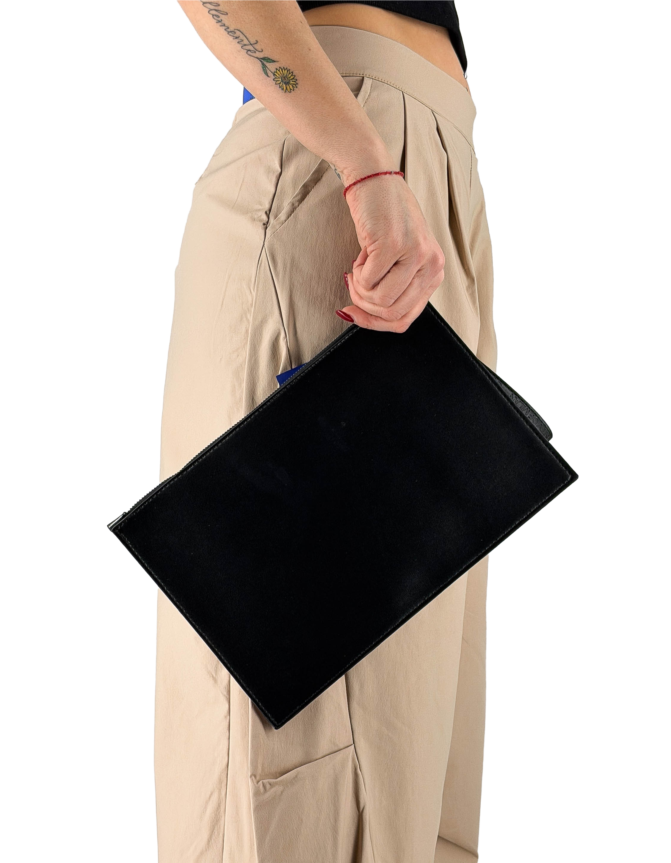 Marcelo Burlon - County Of Milan Pochette Black / Royal Wings – dettaglio prodotto 3 – Master SKU MBU_COMAS260335UNICA0895_UNICABLACK_ROYAL_WINGS