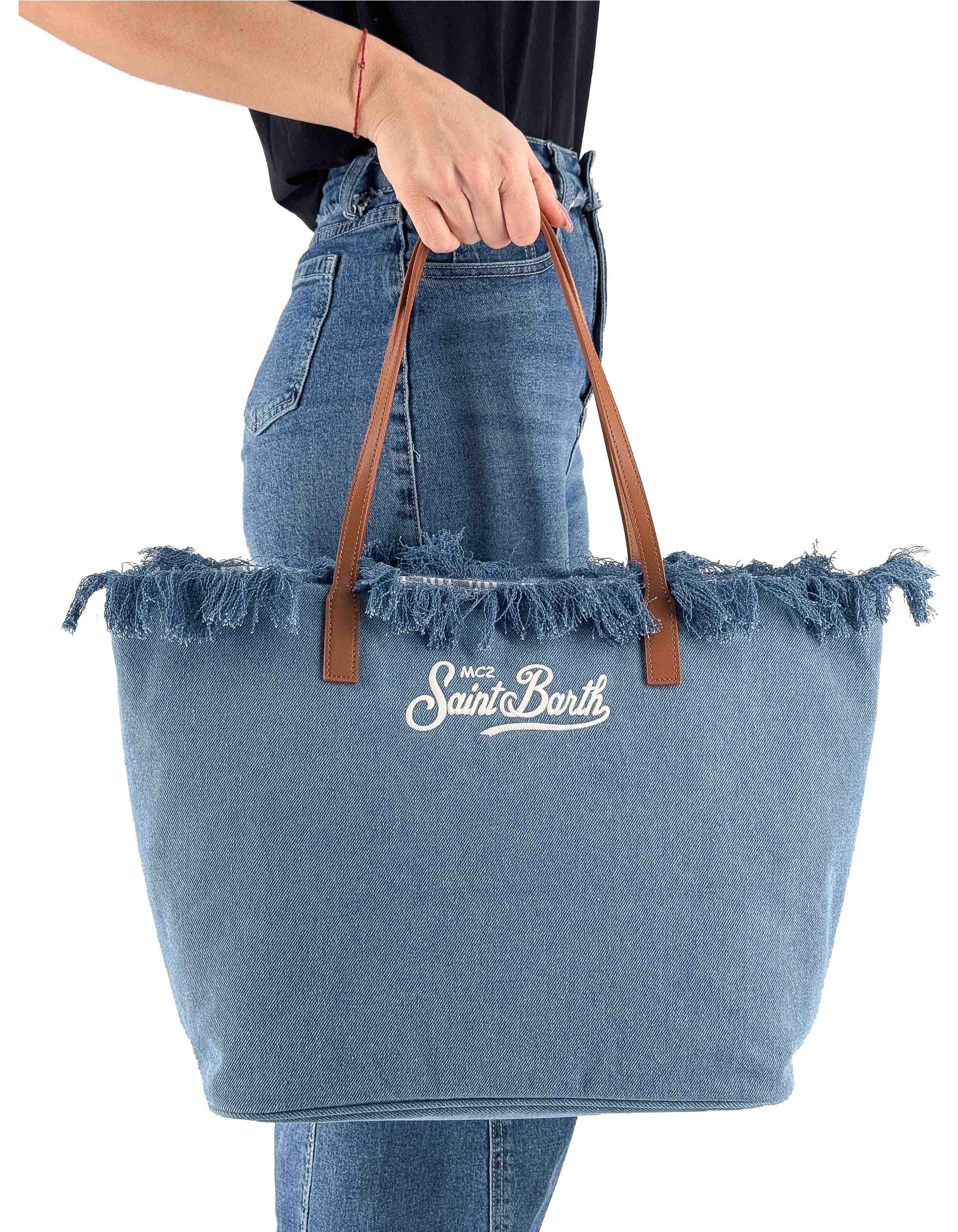 MC2 Saint Barth Borsa In Canvas Con Frange City Bag Fringe Denim Emb – vista principale – Master SKU MC2_CBF0001_00436L