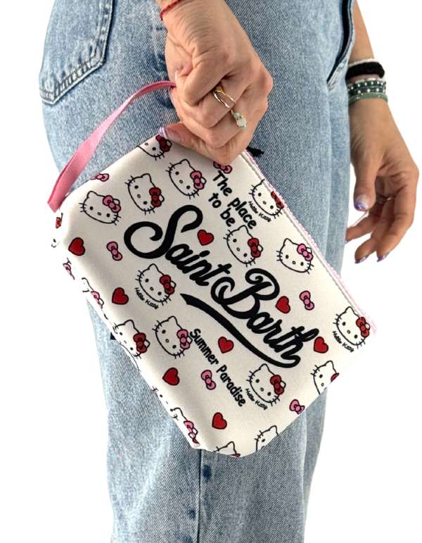 MC2 Saint Barth Pochette Aline Hello Kitty Face 01 – vista principale – Master SKU MC2_ALIN001_03301L
