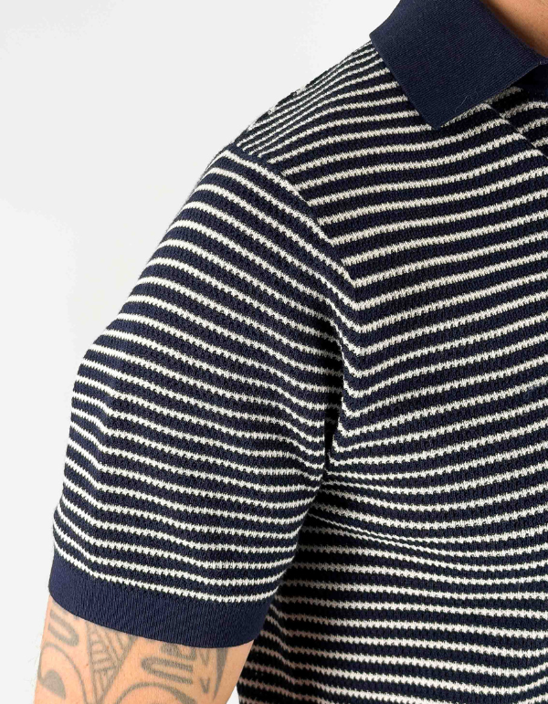 MC2 Saint Barth Polo Uomo Sloan a Righe Blu e Bianco in Filo di Cotone – dettaglio prodotto 3 – Master SKU MC2_SLO0010_00109L