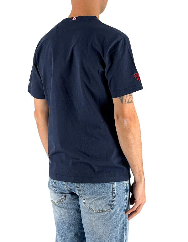 MC2 Saint Barth T-shirt Uomo Girocollo con Ricamo L’estate sta finendo – dettaglio prodotto 3 – Master SKU MC2_POT0001_04535L