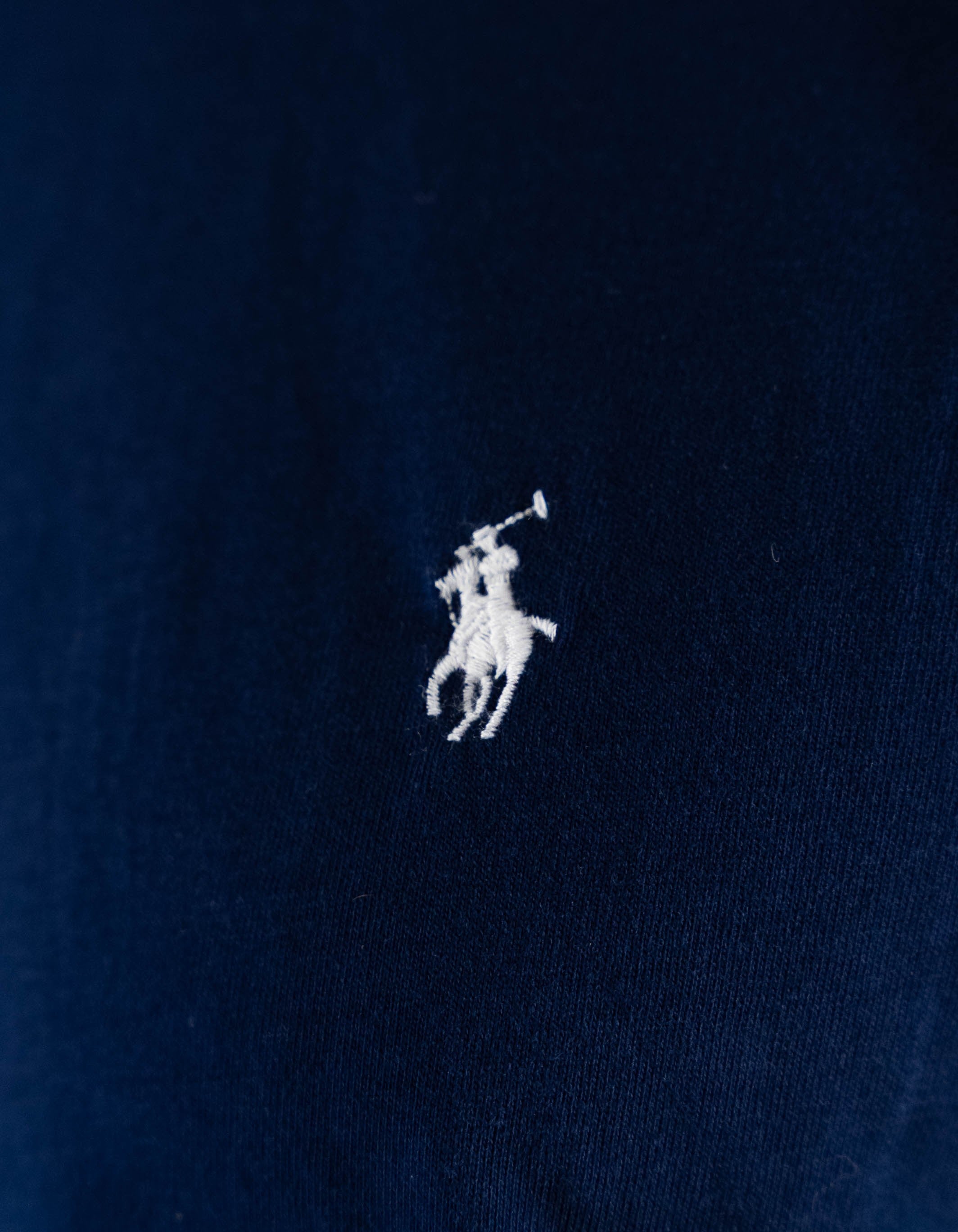 Polo Ralph Lauren T-shirt Uomo Ralph Lauren Blu Navy Manica Lunga con Logo Ricamato Bianco – dettaglio prodotto 2 – Master SKU RLU_714844759002_NAVY