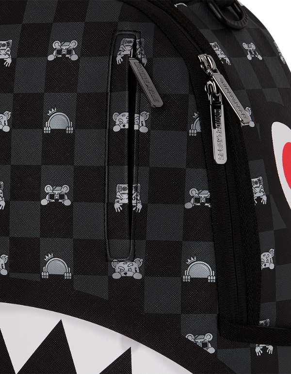 Sprayground Zaino Gray Peeking Character Check Dlxsv – dettaglio prodotto 5 – Master SKU SPR_910B8872NSZ