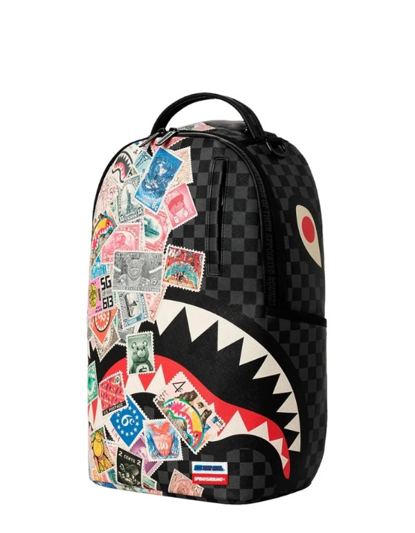 Sprayground Zaino Usps Half Stamps Backpack – dettaglio prodotto 2 – Master SKU SPR_910B9226NSZ